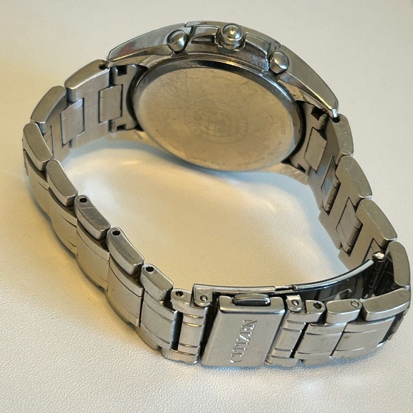 Citizen eco-drive watch - Picture 5 of 7